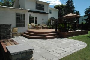 The Cost of Deck Construction: Expert Advice on Budgeting